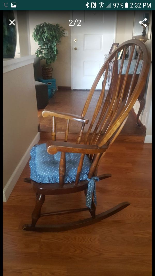 Vintage Virginia House Rocking Chair For In Fresno Ca Offerup