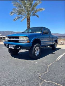 2000 Chevrolet S-10