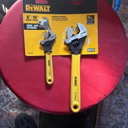  DEWALT Adjustable Wrench Set (2-Piece