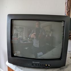  TV -Small - Color - Old School 13"