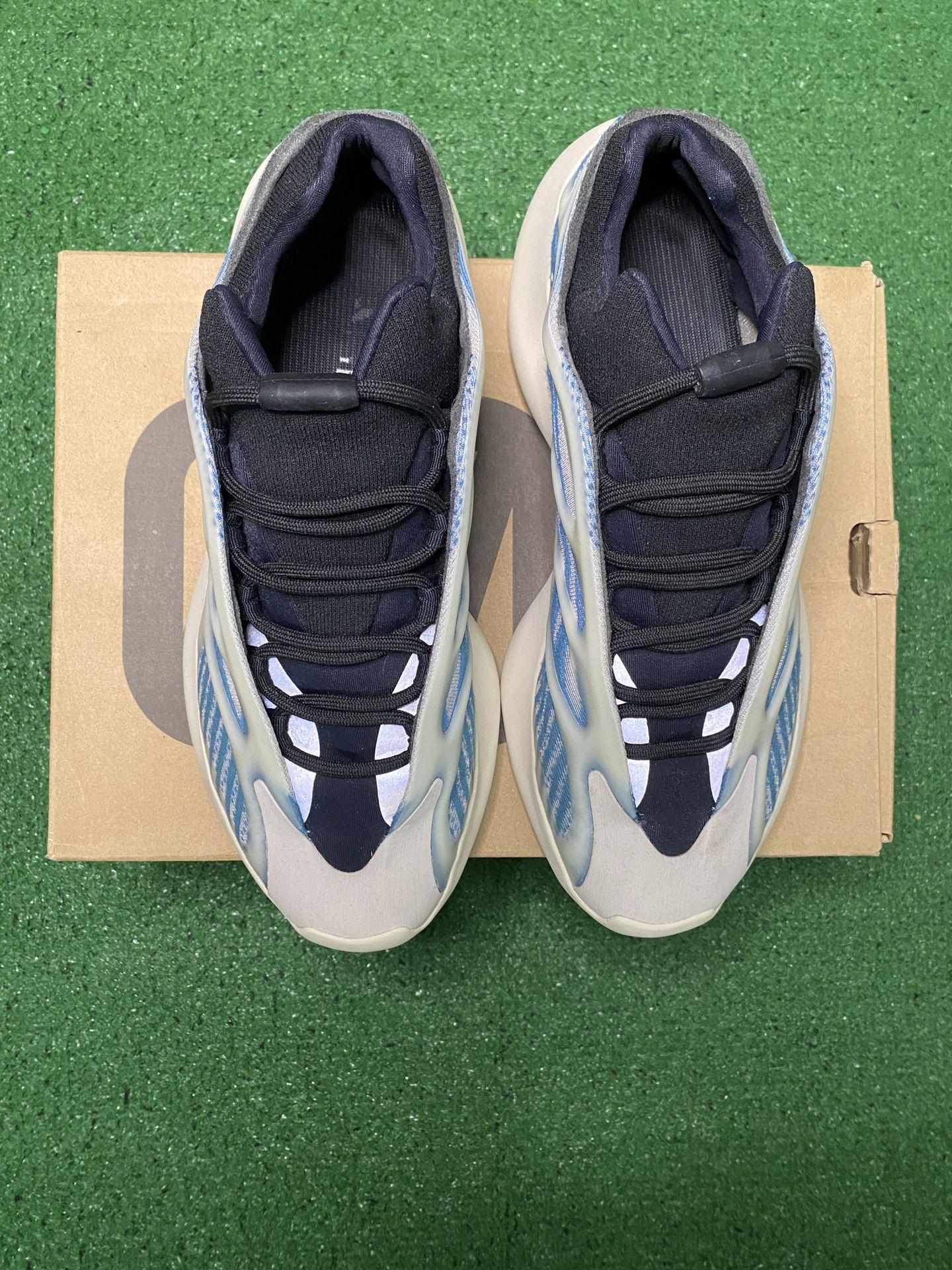 Adidas Yeeyz Boost 700 V3 Arzareth In Good Condition With Box And Laces Size 8.5