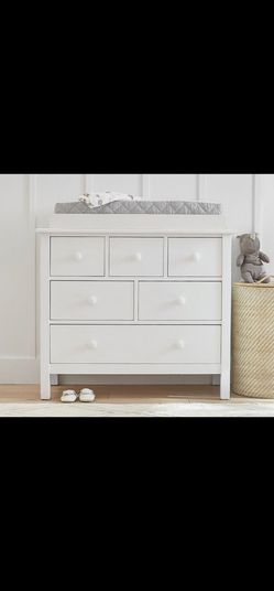 Pottery Barn Toddler Bed set in white color
