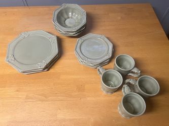 JCPenny Plate, Bowl, Mug Set
