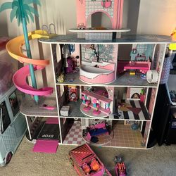 LOL Doll House Set