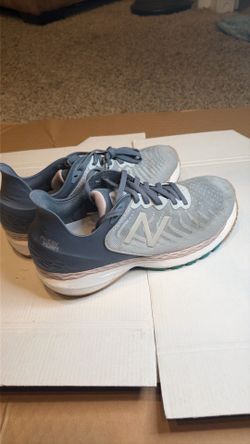 New Balance 860s grey trainers. Size US 9 #sneakers #newbalance