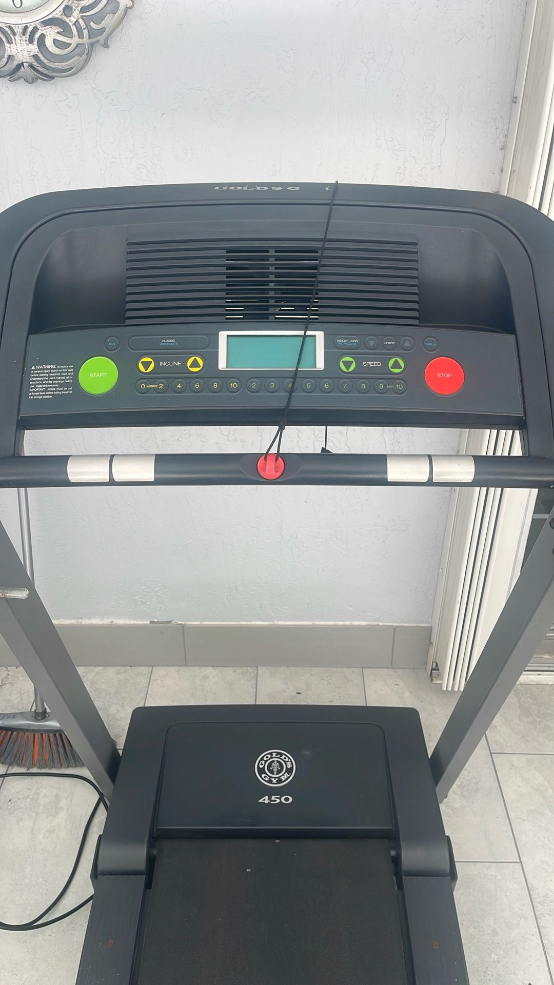 GOLD’S GYM 450 TREADMILL Foldable