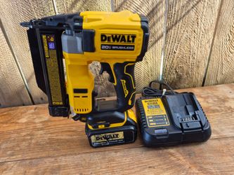 DeWalt 20V Brushless 23-Gauge Pin Nailer