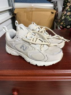 New Balance Low-Top Sneakers Cream/Silver