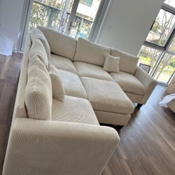 New Sectional $550