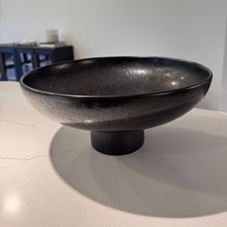 Crate & Barrel Fruit Bowl