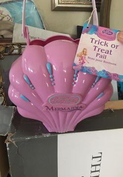 New Disney Little Mermaid Halloween Basket