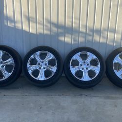 2014 Dodge Durango OEM 20” With Brand New Tires