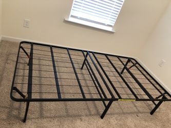 Foldable and Portable Twin Metal Bed Frame for Sale 