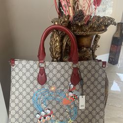 Handbag 