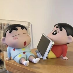 Crayon Shin-chan Cellphone Holder 