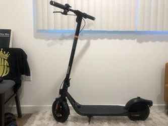 Ninebot Kick Scooter IPX5 F2 (Model 05120IU)