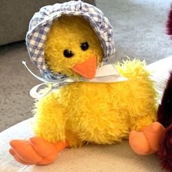 Beanie Babies: Attic Treasures Collection, “Bonnie” The Chick, Perfect for an Easter Basket!