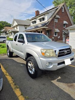 2007 Toyota Tacoma access cab $5,500