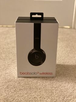 Beat Solo 3 Wireless by Dre.
