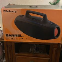 Skull Candy Bluetooth Party speaker