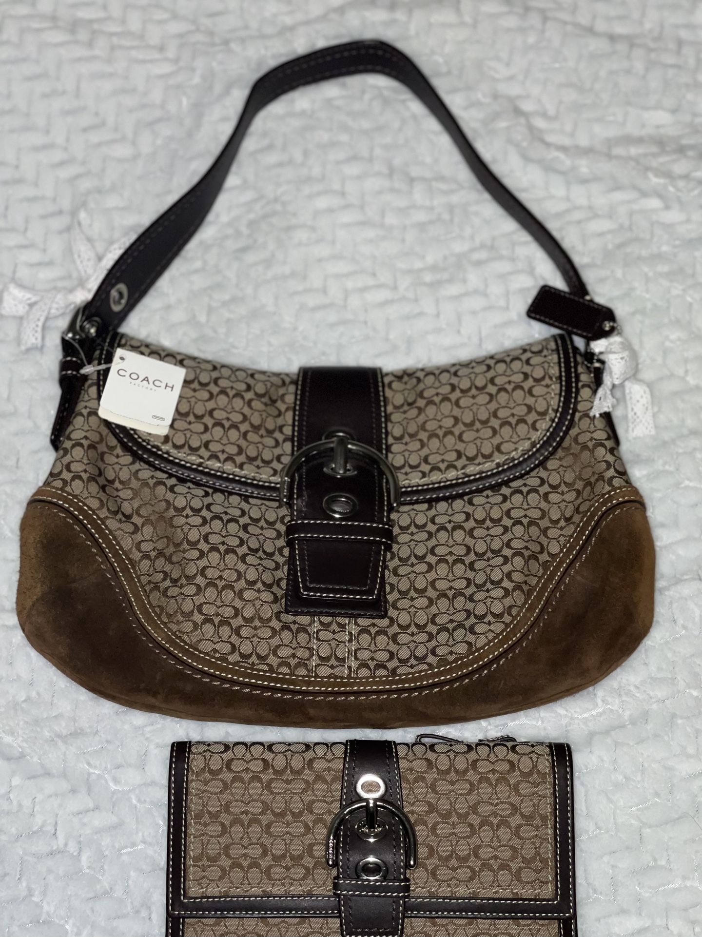 Coach Vintage Soho Buckle Shoulder Bag Set for Sale in Pumpkin 