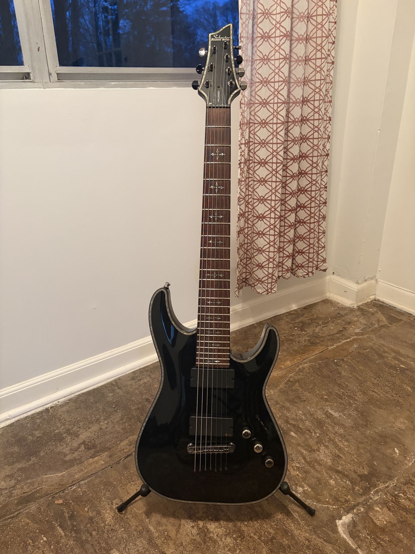 Schecter Diamond Series Hellraiser 7-String