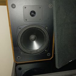 Vintage Boston Acoustic HD 7s High Definition Loudspeaker 7-in Woofers