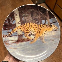 Tiger plate