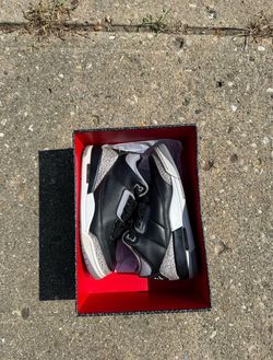 JORDAN 3 BLACK CEMENT SZ 8 OG BOX