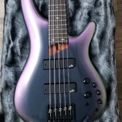 Ibanez sr500E 5-string bass - Aguilar pickups