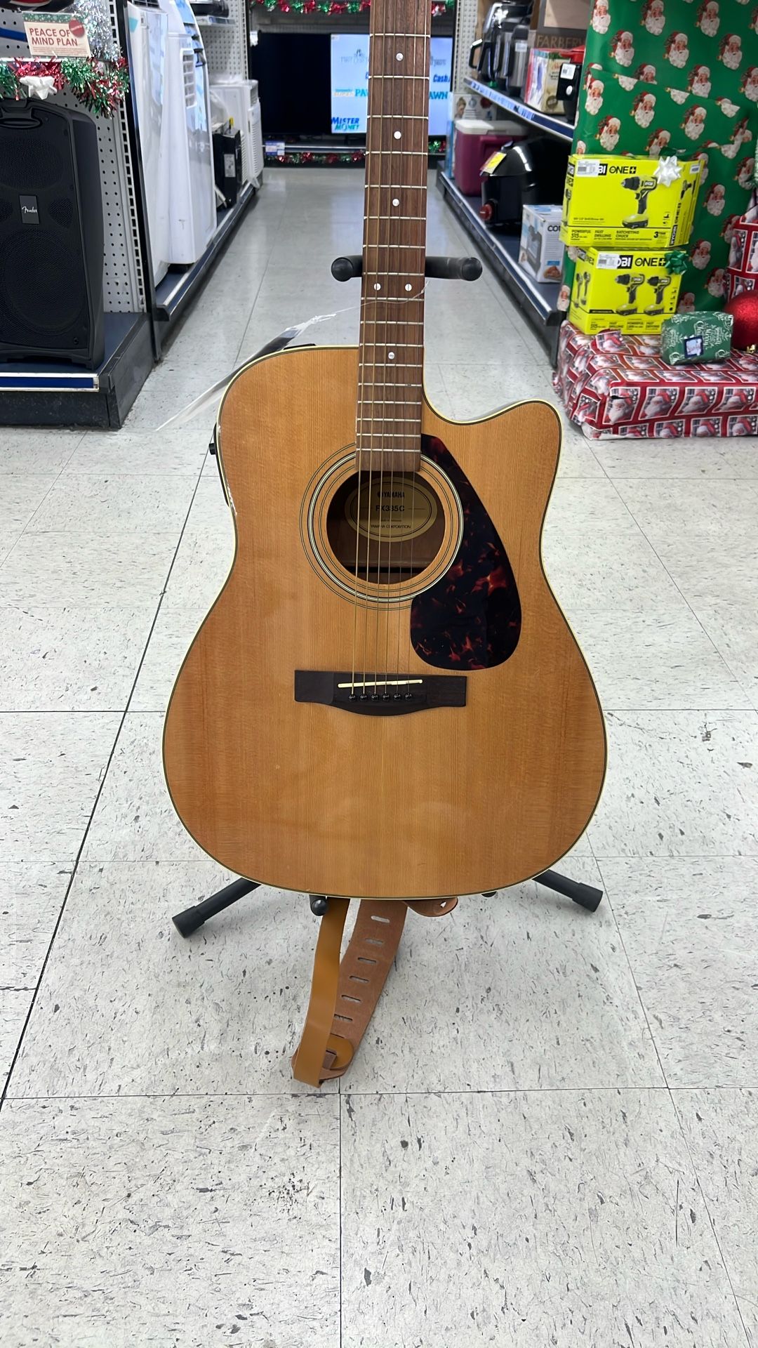 Yamaha Acoustic Guitar