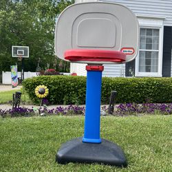Little Tikes Basketball Hoop/post