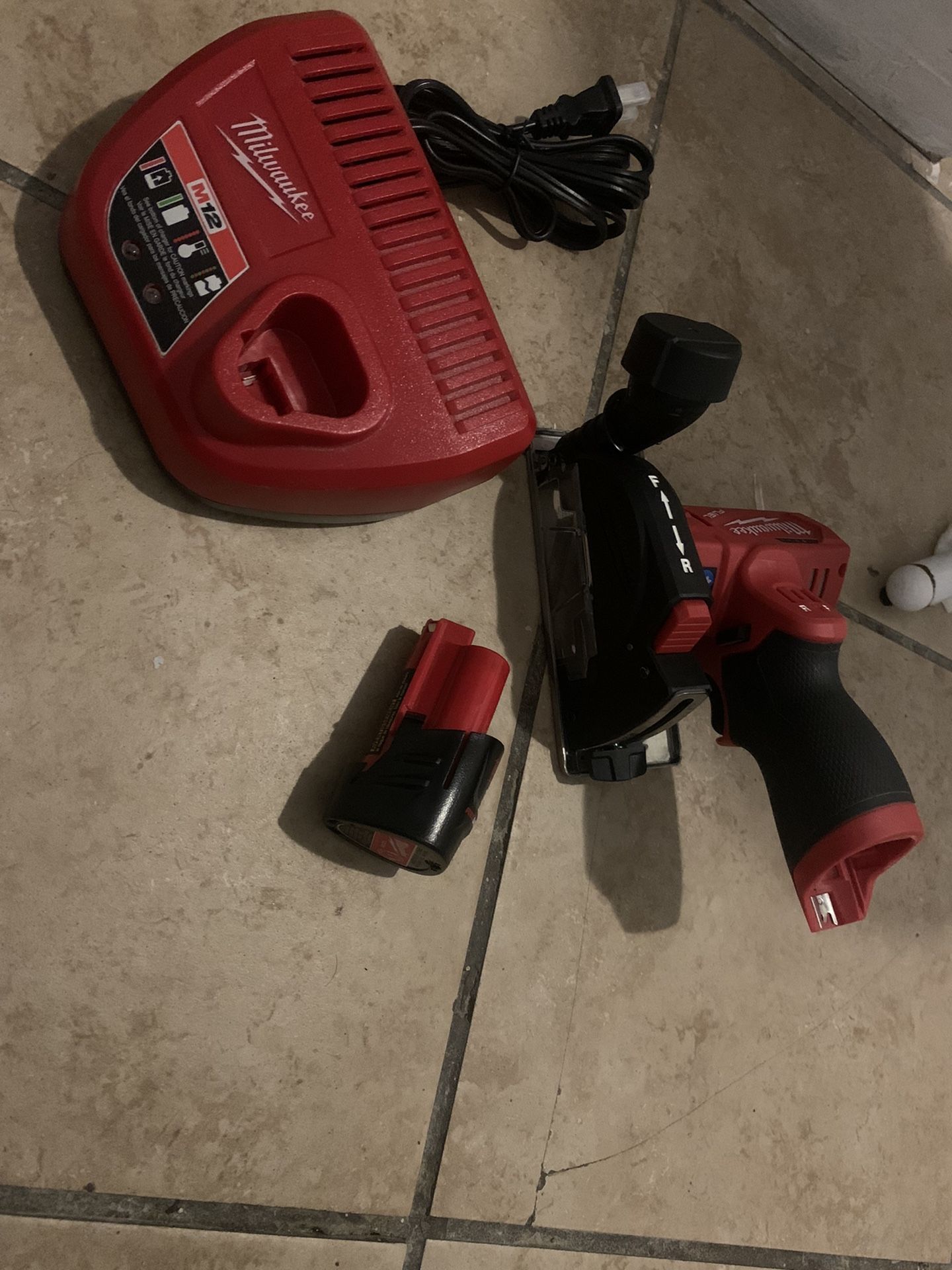 M12 Milwaukee Cut Off Tool !DEAL OFF THE DAY!