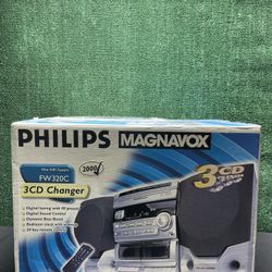 Vintage PHILIPS MAGNAVOX FW320C Mini Hi-Fi Mini 3CD Changer. NIB 
