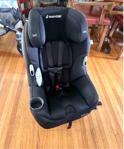 Maxi -Cosí - Pria All in One Convertible s Seat like new