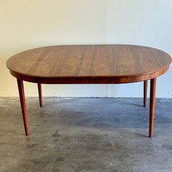 Danish Modern Rosewood Round Extendable Dining Table — 1960s Mid Century Modern