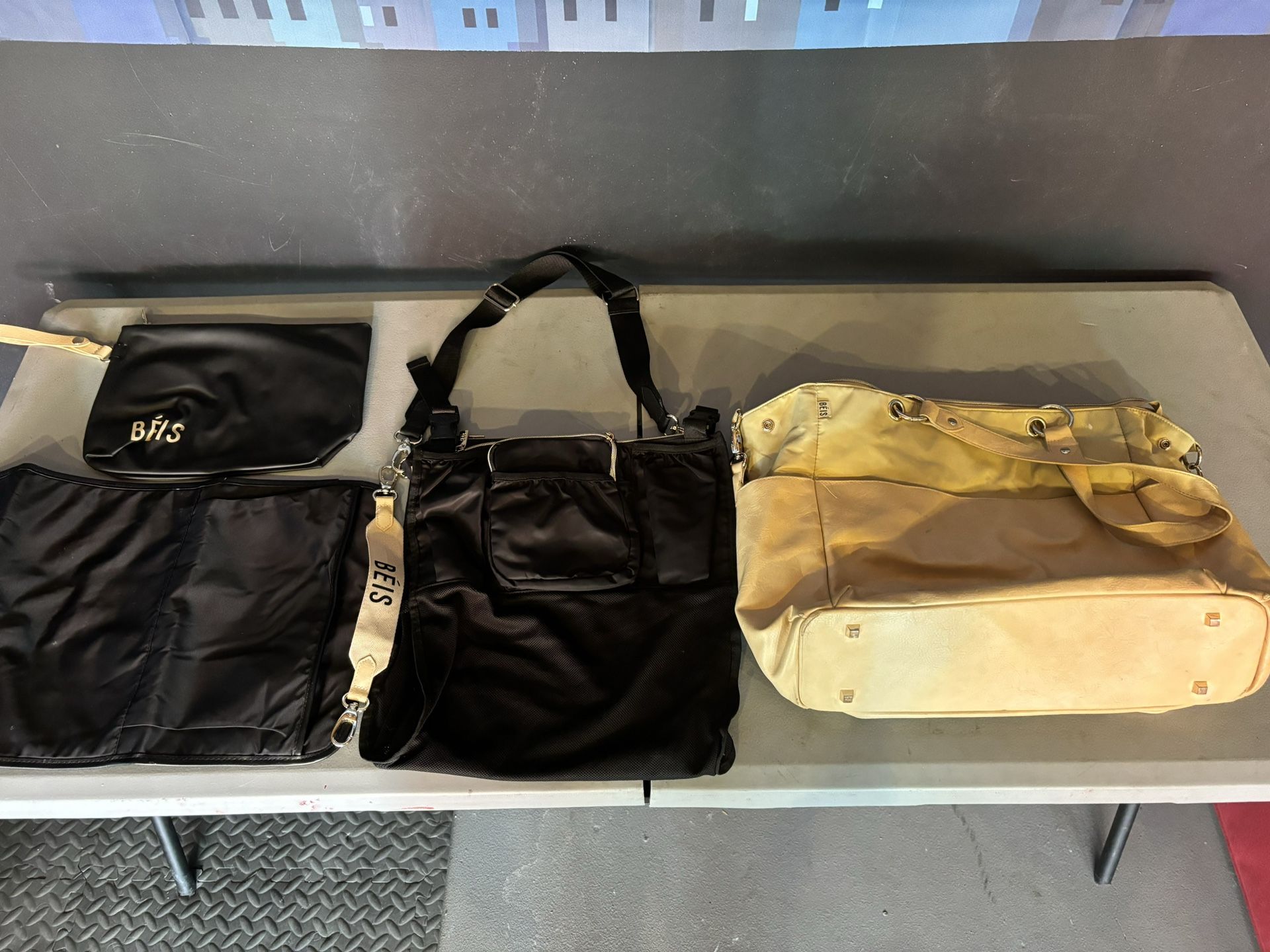 Beis Diaper Bag Set!