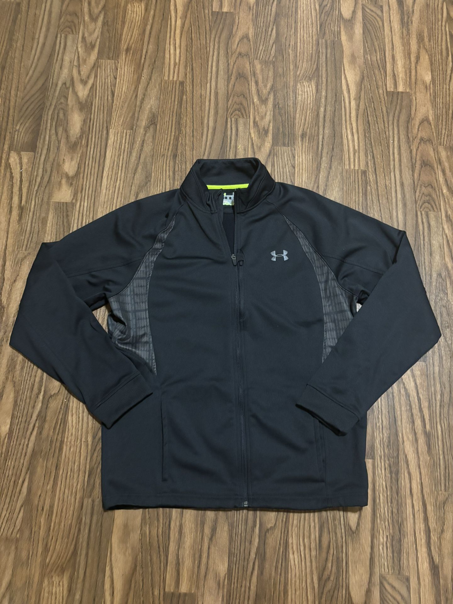 Under Armour * All Season Loose Fit Full Zip Catalyst Jacket * Large