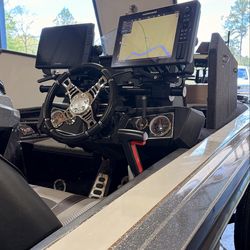 Bass boat electronics