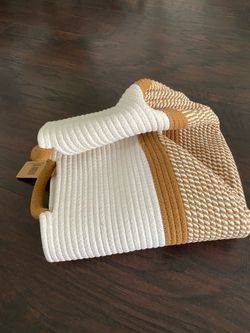 Folding rope basket