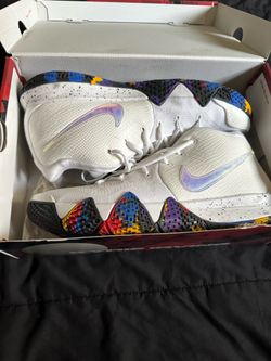 Kyrie 4 march Madness