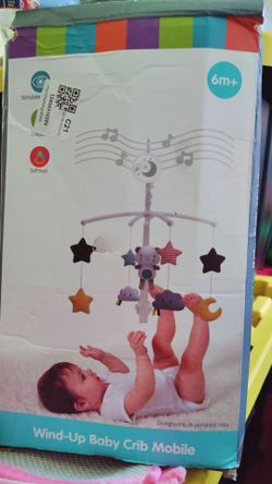 Crib mobile