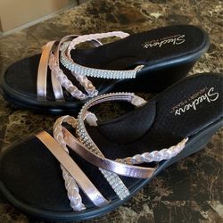 Skechers Pink Size 9