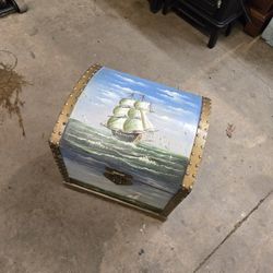Storage chest