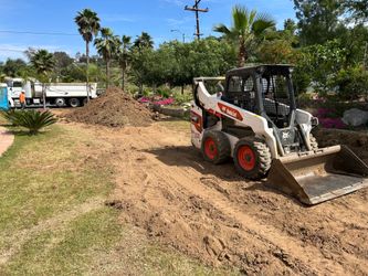 Free Dirt and Delivery (Bonita)