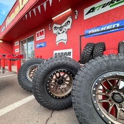 17” force offroad wheels 
With 35 250 17 zeta tire