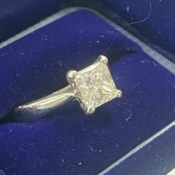 Platinum 1.2 Carat Diamond Ring (Certified Diamond)