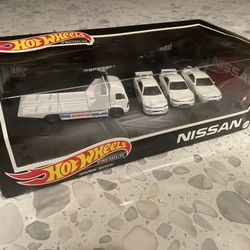 Hot Wheels Premium Skyline Set