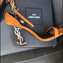 Saint Laurent Opyum Sandals in Suede with Golden Heel | Size 40