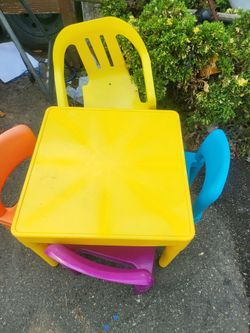 Kids table